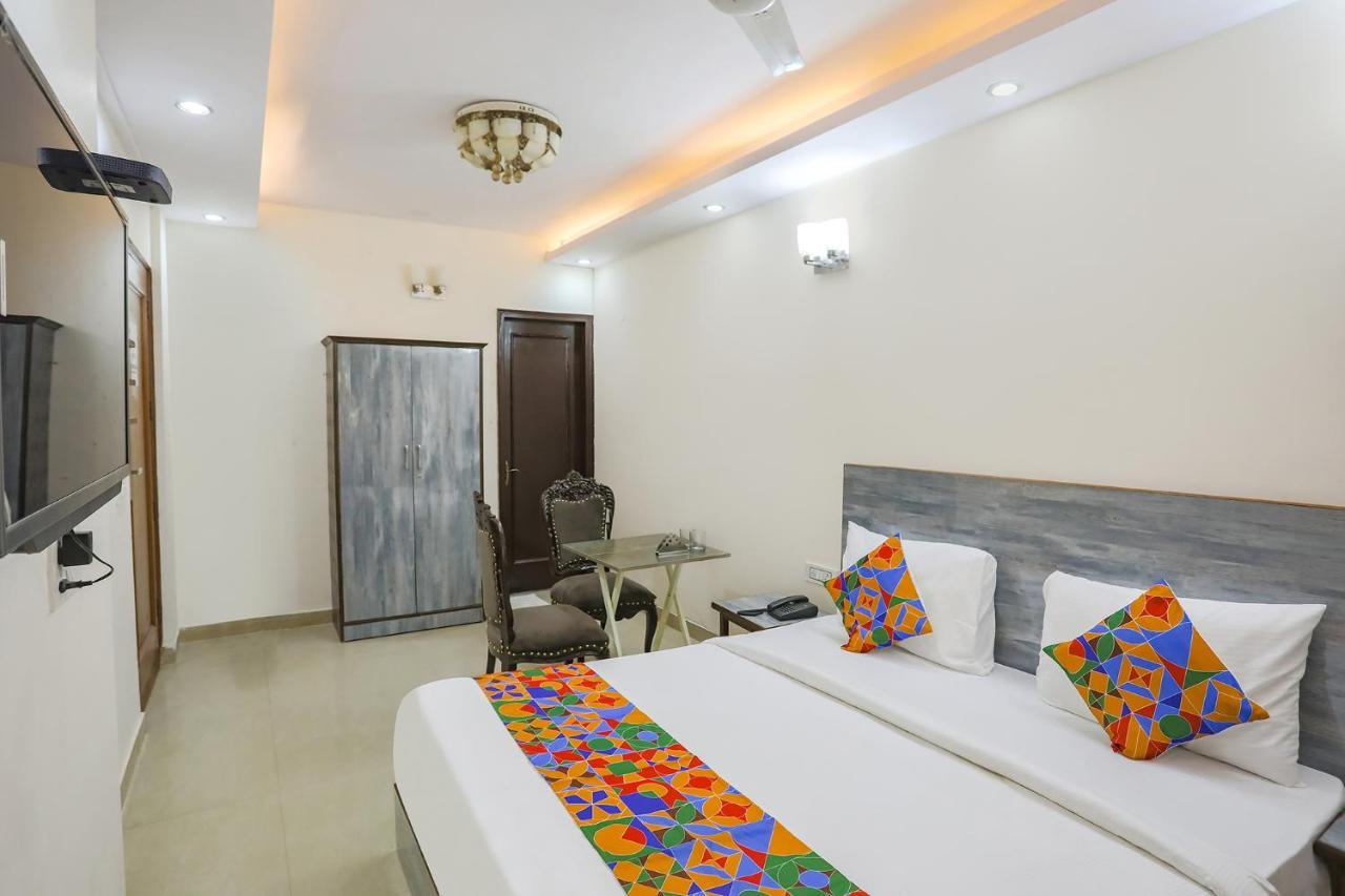 Hotel Fabexpress Jpm Harshdeep Nueva Delhi Exterior foto